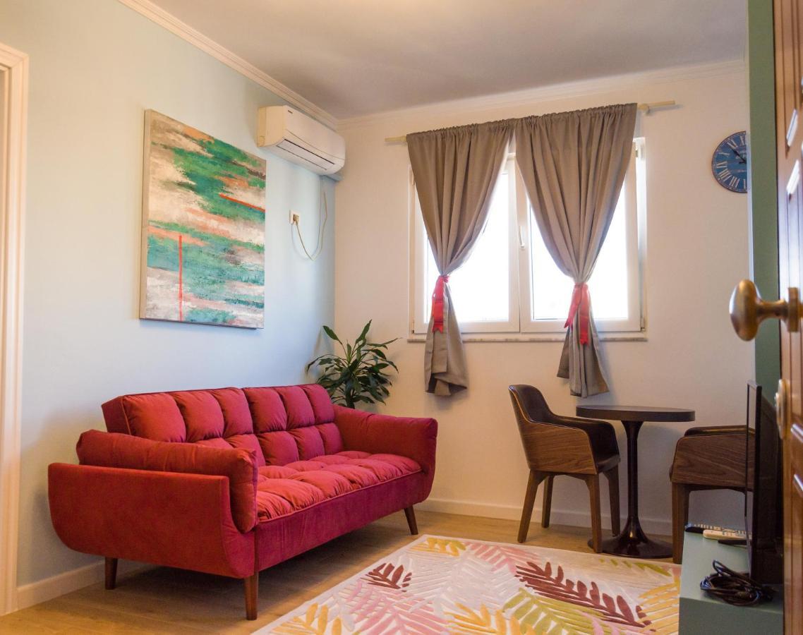 Bright Apartment Close To City Center Tirana Exterior photo